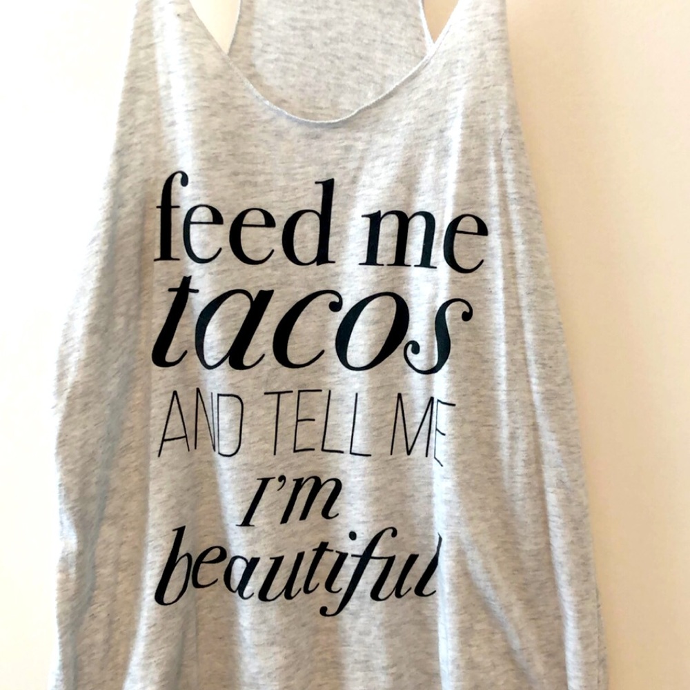 Graphic tank